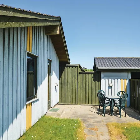 Prázdninový dům Three-bedroom Holiday In